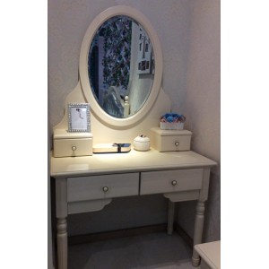 Столик туалетный M&K MK-4615-IV (Слоновая кость)